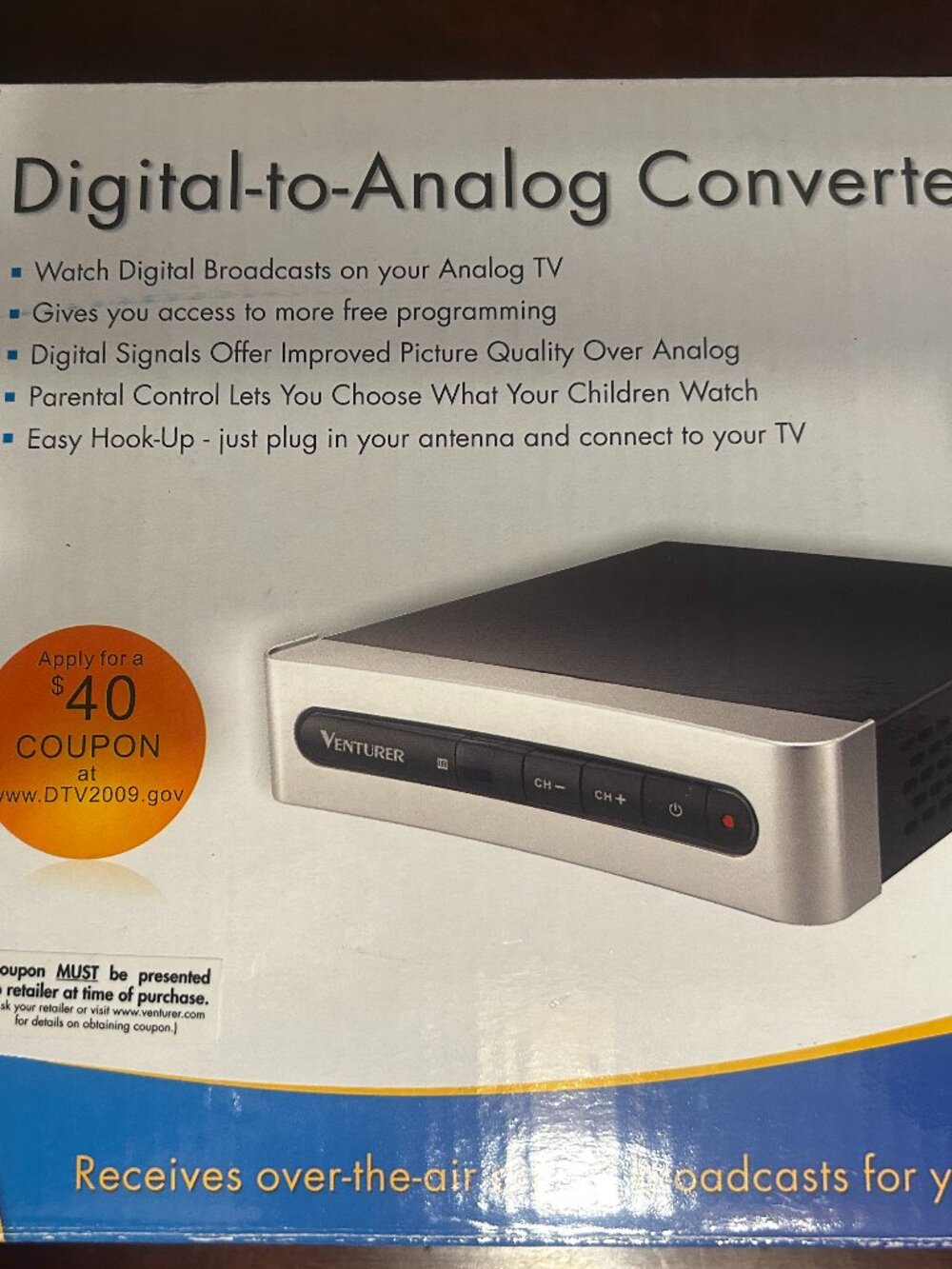Digital to Analog Converter Box